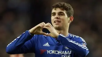 تشيلسي يعلن انتقال اللاعب البرازيلي أوسكار للدوري الصيني